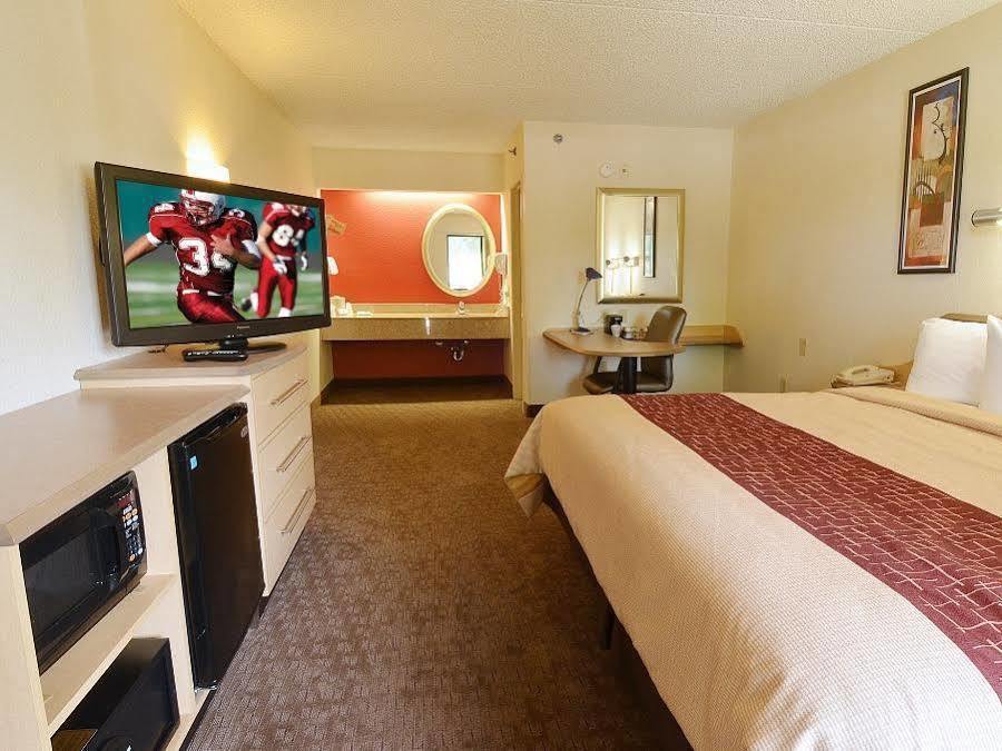Red Roof Inn Lansing West - Msu Eksteriør bilde